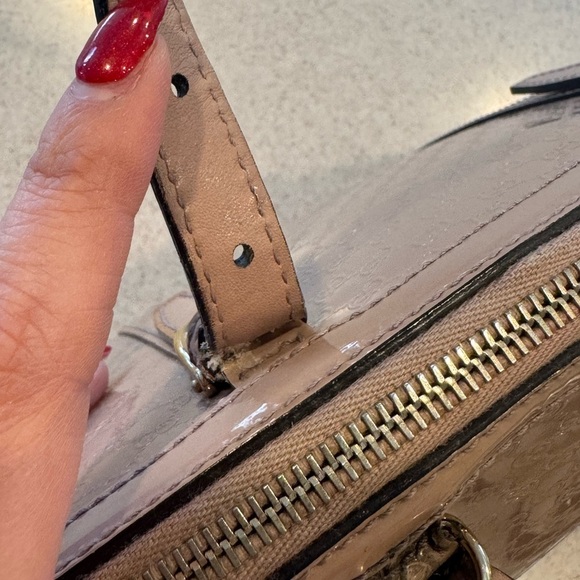 Authentic Gucci Patent Microguccissima Dome Bag - Picture 6 of 15